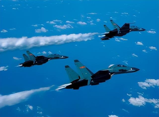美媒曝2025全球空中力量排名：印度第6，中国第7，第一呢？