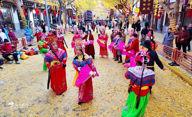 金色长廊映秦州,黄金大道引客来!