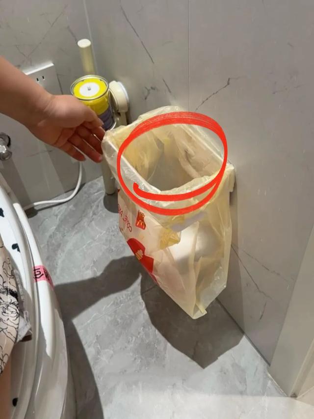 不用卫生间时，门是开着好？还是关着好？不是迷信，有科学依据
