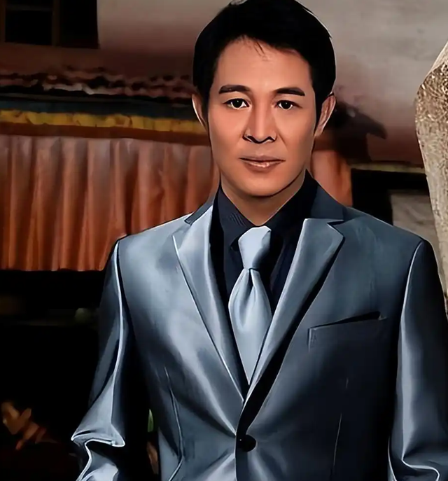 “换心”传闻真相大白仅1月，李连杰官宣3大喜讯 野心太大藏不住了