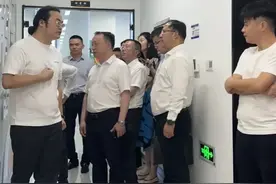 别再黑千万网红倪海杉，重庆渝北区区长都亲临上海海杉文化图片