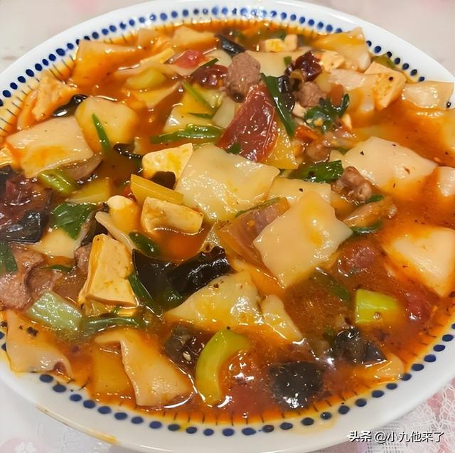 西宁美食排行榜前十，2025年西宁美食全地图，穿越高原，推荐收藏