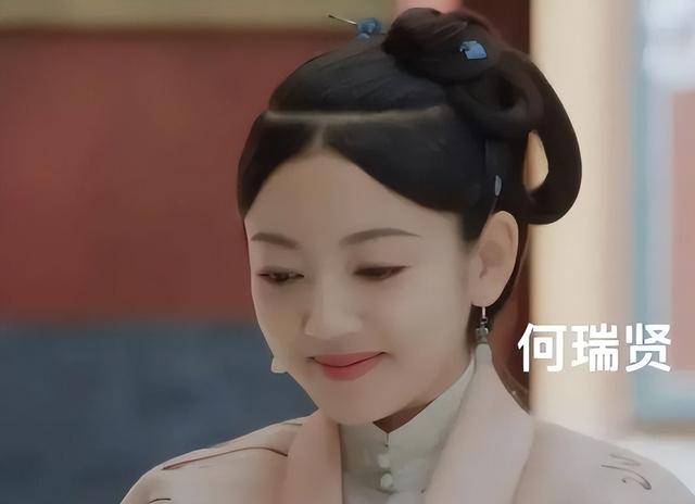 这跟不穿有啥区别？32岁李梦真空上阵，几乎全裸，简直太大胆
