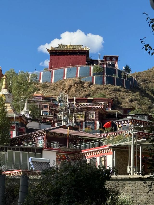 【秋驾长江】前后爆胎+德格印经院+更庆寺