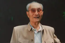 张爱萍被称作是第二个彭德怀，探寻两人的将帅深情图片