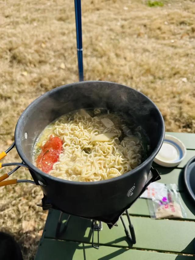 一场露营手记：在劳作与闲适之间