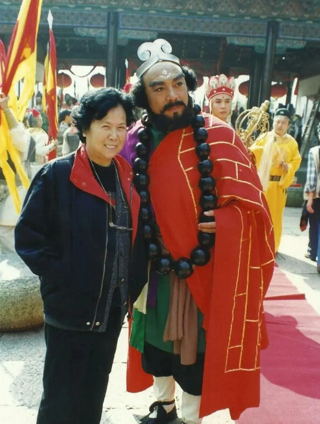 《西游记》“沙僧”刘大刚去世，追悼会已办	，女儿身份曝光不简单