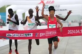 事件梳理！何杰半马夺冠被指保送胡锡进吐槽官方正式回应图片