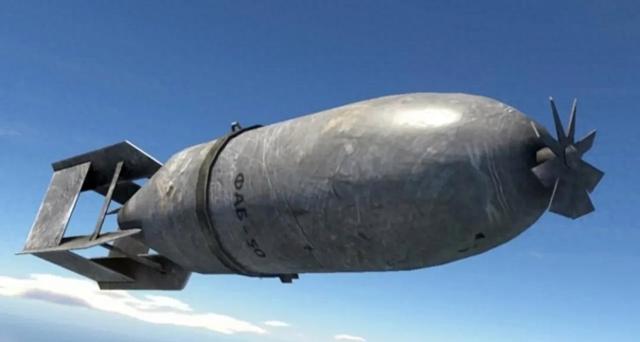 俄军杀疯了：用3吨炸弹给乌指挥所洗地，50名军官瞬间化为齑粉