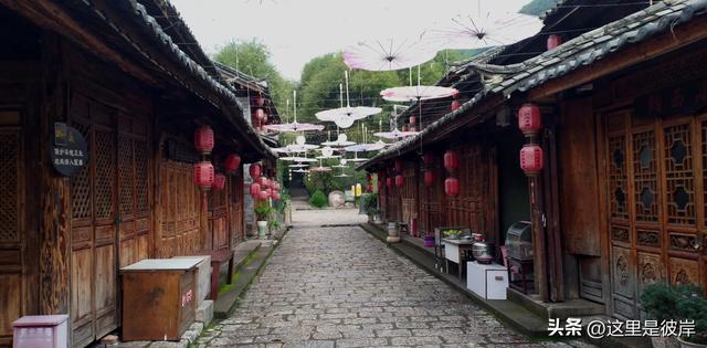 乘旅游专线游丽江的观音峡
