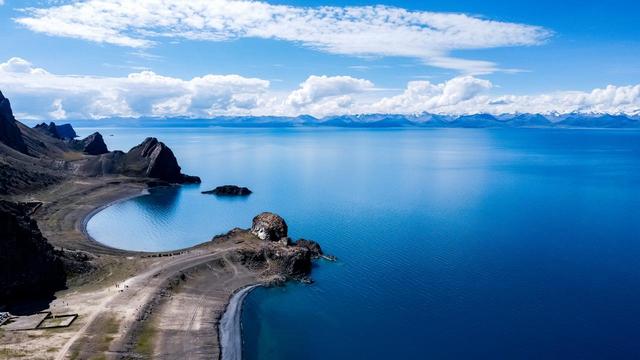 我心目中最治愈的 12 大湖泊，我把青海湖排在了第 4，泸沽湖第 9！