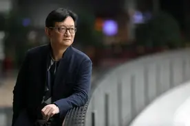 著名音乐人李海鹰执棒呼和浩特爱乐乐团 这场音乐会，流行也交响~图片