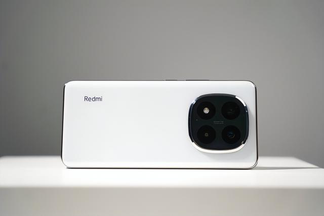 Redmi Note 14 Pro：千元机市场的“全能水桶机”新标杆