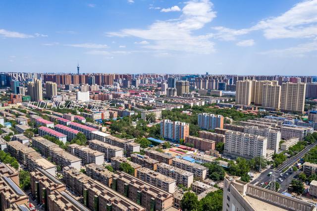 大量广东游客涌入满洲里，打着旅游幌子不去旅游不吃美食，为啥来