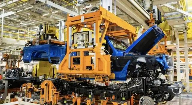 卡尼抵达北京，中方高规格接待	，不到24小时，特朗普对加拿大出手