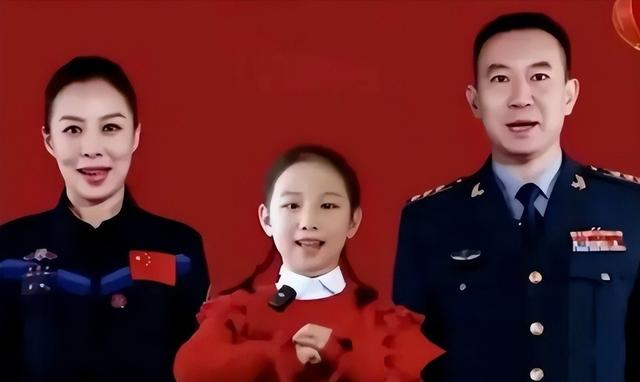 女航天员王亚平，因工作常年没回家，和丈夫的关系一句话道出真相