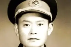 详解1955年9月陆军34个军级别为副军级的45位授衔少将图片