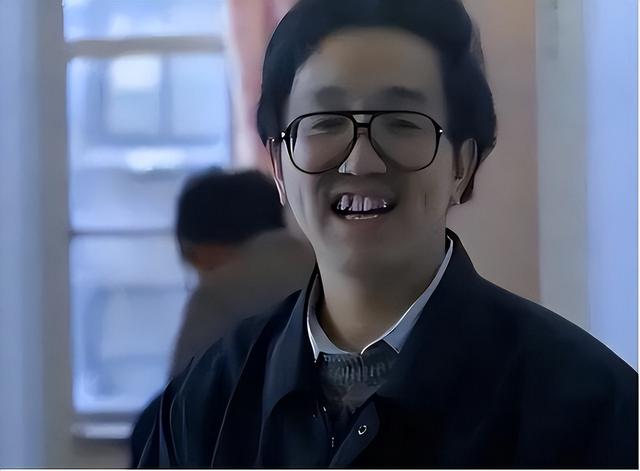 二婚娶丫蛋为妻，俩人相差十多岁，句号为当初的选择承担了责任