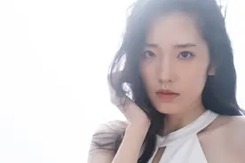 女人矜持，是因为没有遇到让她放荡的人图片