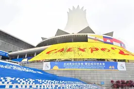 乘中国—东盟合作发展春风 建清真食品（南宁）总部基地丨南宁华南城与广西海喀尔达成框架合作签约图片