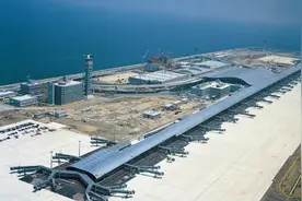 中国靠填海造出来的4大机场，每一个都堪称是吞金巨兽！图片