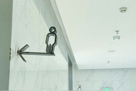 一只猫，一只鸡，公厕门口的标识，你能看懂吗？图片