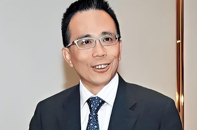2909亿身价有何用？97岁的李嘉诚无力回天，两个60岁儿子已成心病