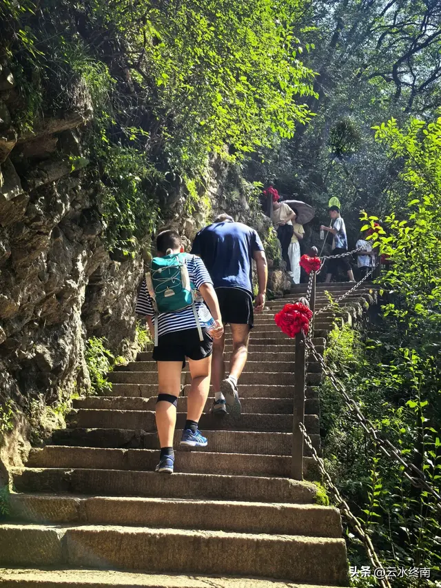 几乎被陕西人淡忘的龙门祖庭，不但有空中楼阁，还有邱祖众多传说