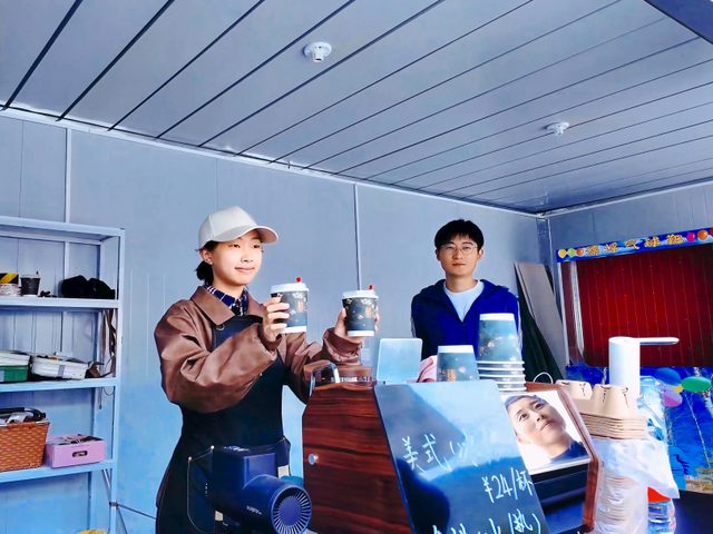 “空中芭蕾”绽放十里长山，“宜城市集”点燃消费热潮