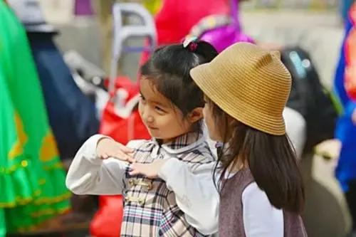 长大有出息的孩子，脸上有这“三个记号”	，占一个，将来必成大器