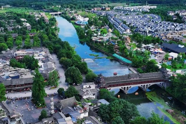 成都10大避暑古镇，溪河玩水泛舟、打水仗、捉虾网鱼…1天打来回