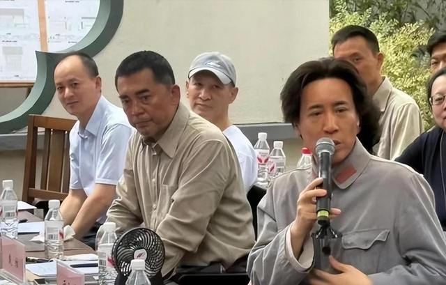 于和伟新剧演毛泽东，首曝造型：像！周恩来朱德扮演者，有点意外