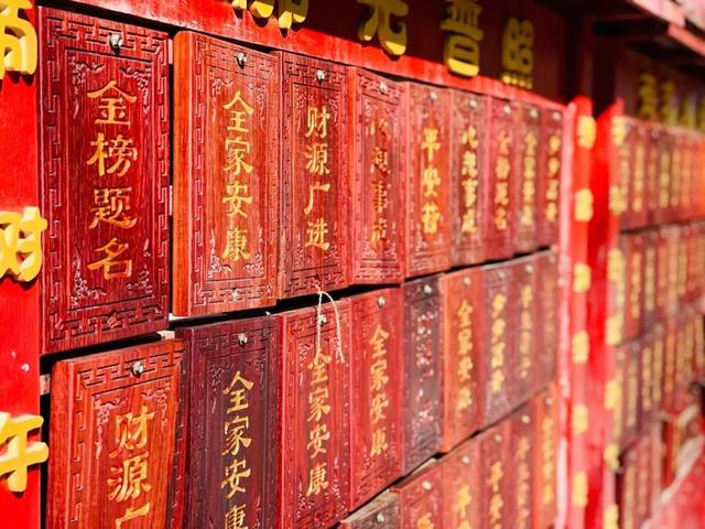 中国有一座小小古庙，武警却全日驻守其中，背后隐藏怎样玄机？