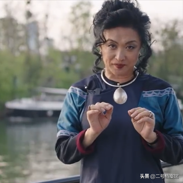 面相变了！逃到国外半年多，58岁金星近照曝光，早年风光已然不再