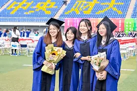 张雪峰没说错，普通人家别碰金融，“两财一贸”多省遇冷分数暴跌图片