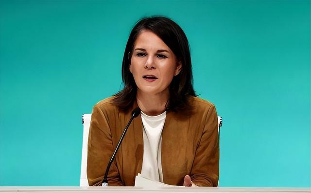 对华强硬的80后女政客，正式就任联合国大会主席：联合国完蛋了