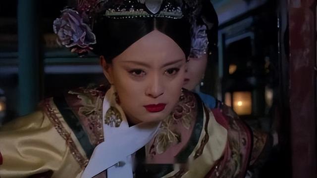 不装了！央视公开“点名”孙俪，原来张艺谋一个字都没说错