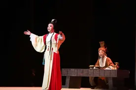 黄梅戏《女国医》亮相武汉“戏码头”，演绎传奇医道故事图片