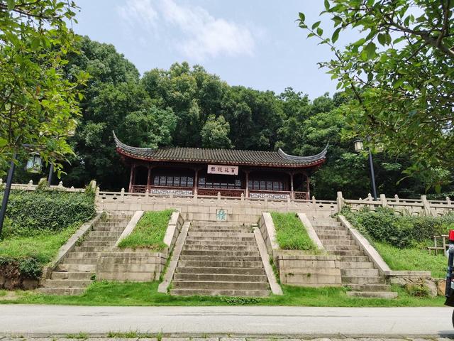 好玩不累！苏州6个爬山胜地推荐，值得N刷的宝藏地，假期快安排！