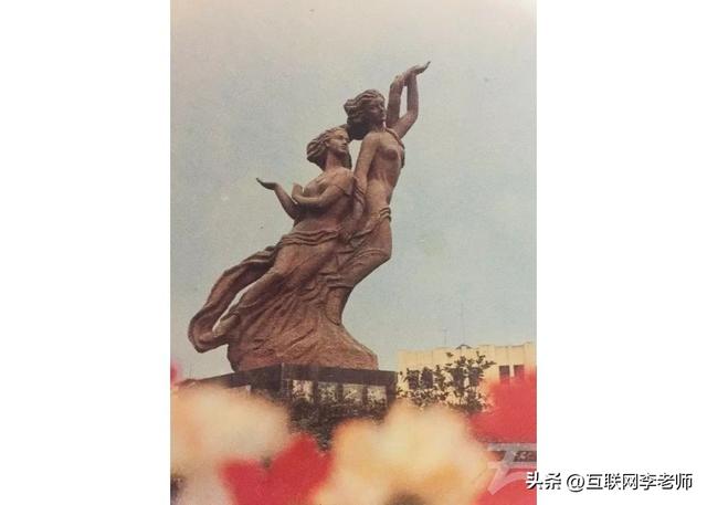 四川隐藏的宝藏城市 2200年历史+非遗美食+世界奇观，比成都更巴适