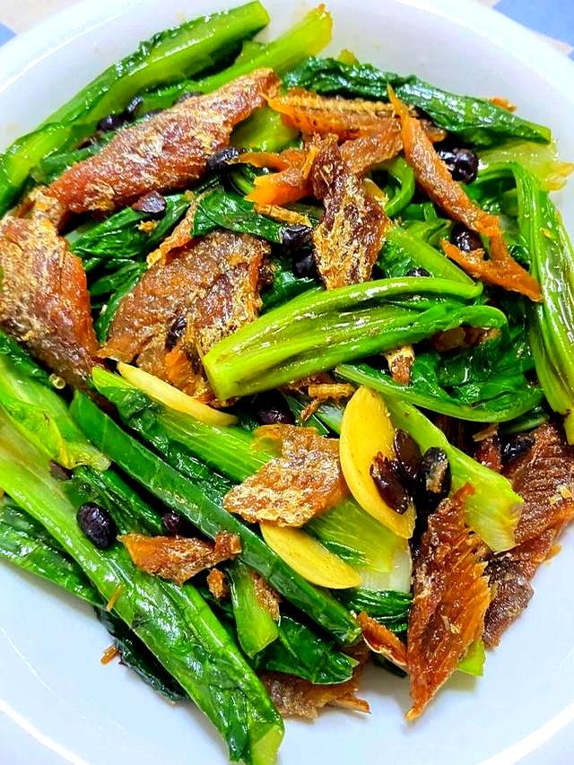 自己做饭，干净好吃又下饭，普通的饭菜，拿来招待客人也倍有面子