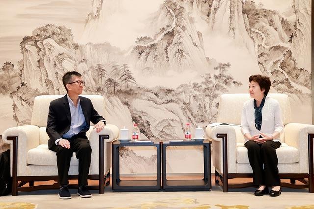 沈蓓莉会见参加2025年宋庆龄少年儿童未来科学日暨第二十届宋庆龄少年儿童发明奖颁奖活动的有关来宾