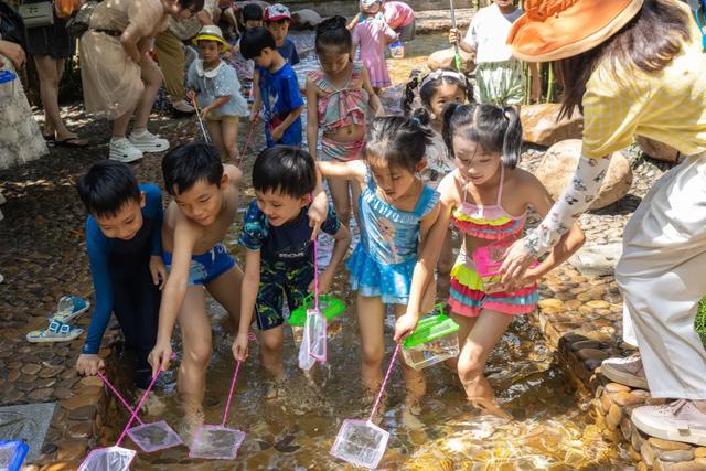 好热啊……看我一头猛扎扎扎扎扎进番禺的玩水圣地！