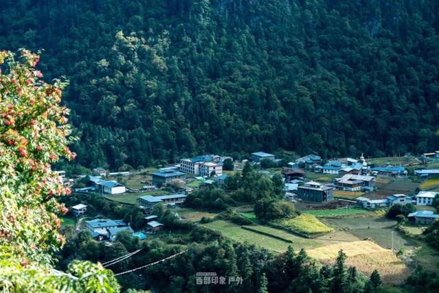 雨崩转山月：不负山河，奔赴所爱