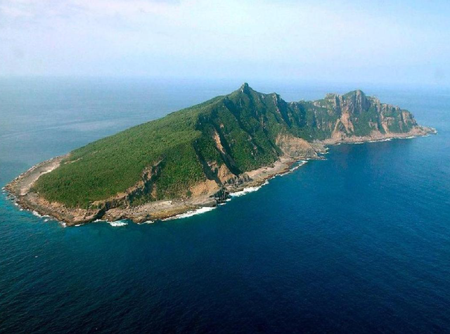 高市拒绝撤回谬论，不到48小时，中方深切哀悼	，日本重要人物逝世