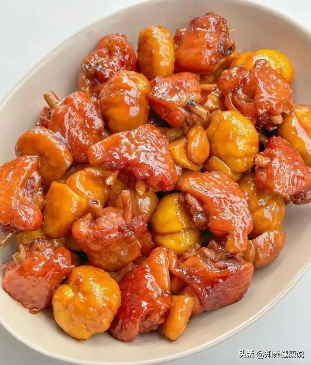 秋天宁愿不吃肉，也要吃这个“纯阳之果”，滋补又养人，应季而食