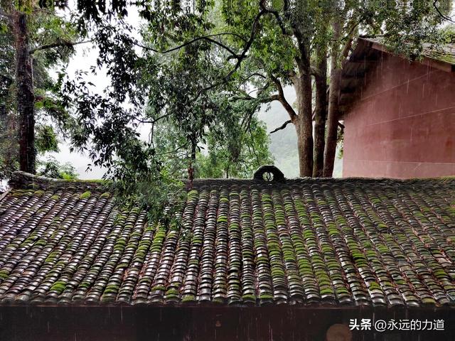 峨眉山万年寺， 白水秋风 圣寿万年