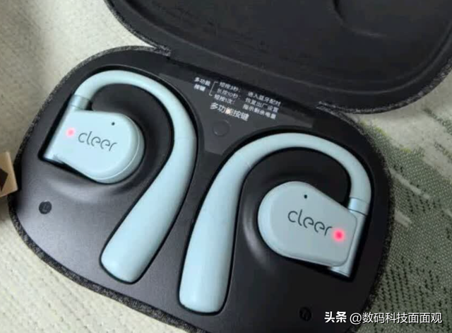 哪款蓝牙耳机佩戴舒服？首选开放式耳机，热门挂耳式耳机盘点