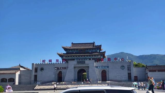 甘肃平凉，被严重低估的宝藏小城！感受西北黄土高原的豪迈与烟火