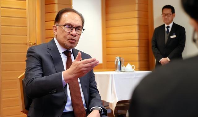 中方被踢？峰会开幕在即，特朗普威逼马方驱逐中国，中方强势反击